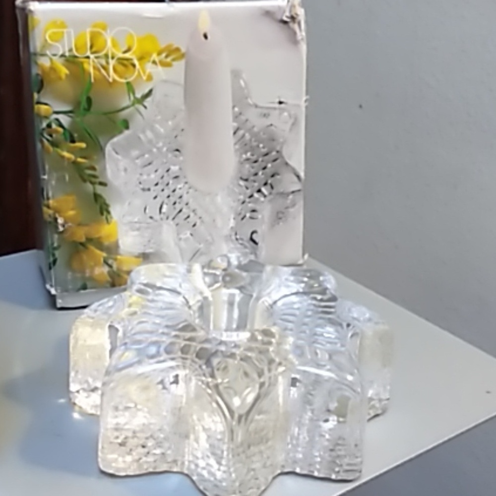 Single candle holder